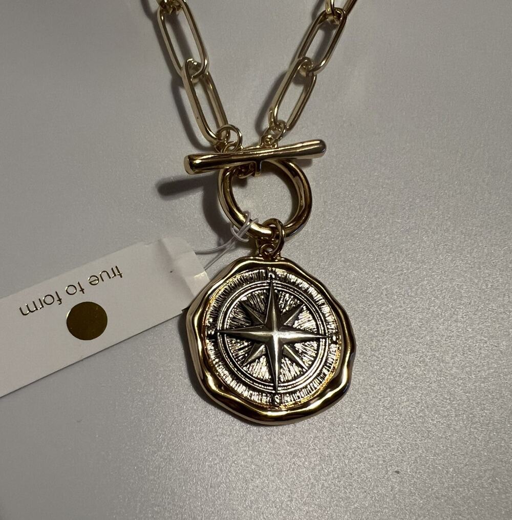 TRUE TO FORM Reversible Compass Pendant Toggle Necklace 20”